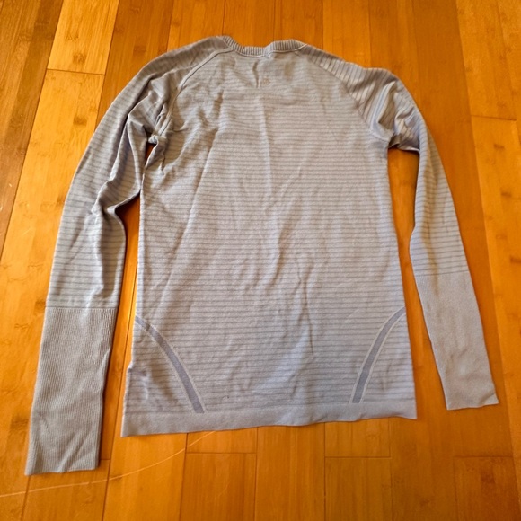 Lululemon light blue stripes swiftly tech long sleeve shirt - Picture 2 of 6